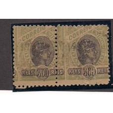 086-300Rs Madrugada, par usado com denteação vertical entre os selos muito deslocada